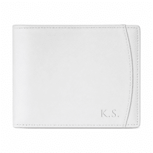 Cartera modelo Arco con grabado de iniciales - blanca