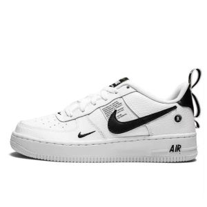 Nike Air Force 1 ’07 LV8 Utility White Black – Baskets blanches en cuir Nike Air AJ7747-100