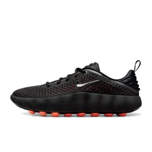 Nike Mind 002 Black Hyper Crimson – Chaussures pré-activité avec technologie sensorielle HQ4308-001
